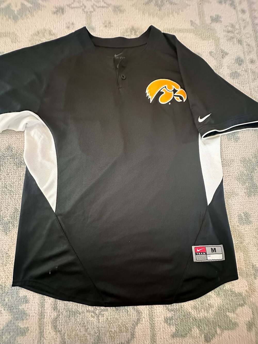 Nike Iowa Hawkeyes Dri-FIT Two-Button Performance Jersey Black Medium